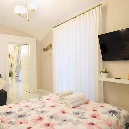 Grandapartments Via Toledo Napoli Екстериор снимка
