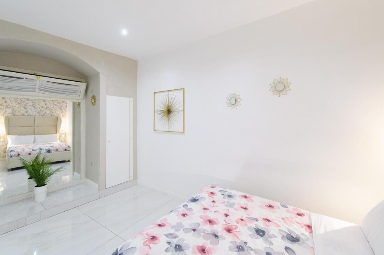 Grandapartments Via Toledo Napoli Екстериор снимка