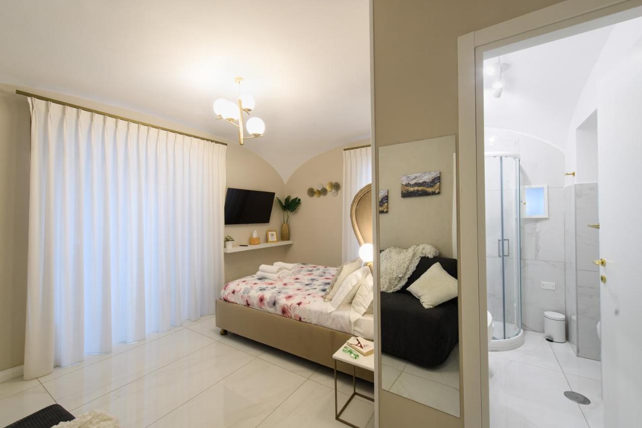Grandapartments Via Toledo Napoli Екстериор снимка